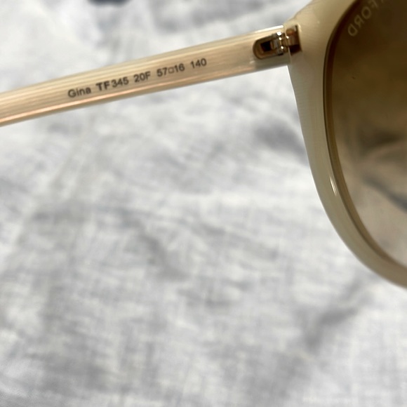 Tom Ford Gina TF 345 20F Ivory/Brown Gradient Cat-eye Sunglasses - Picture 5 of 9